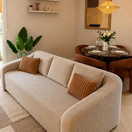 Apartman Completely Renovated 2 Minutes From The