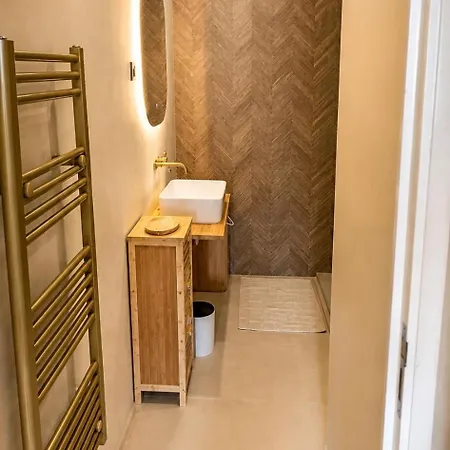 Apartman Completely Renovated 2 Minutes From The Nizza